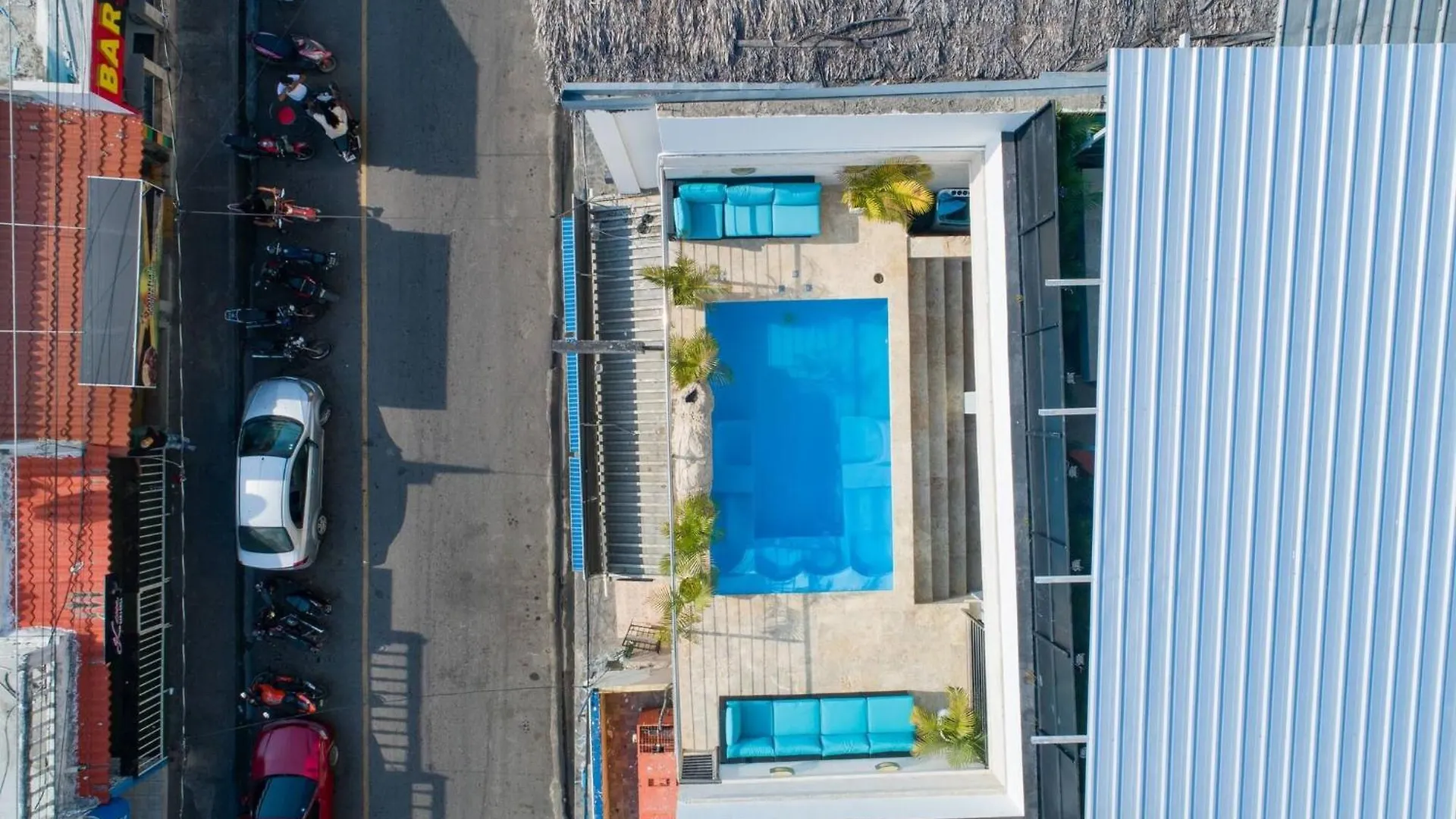 4Br Penthouse With Rooftop Pool In Sosua Strip